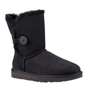 UGG WOMEN'S BAILEY BUTTON II BOOTS